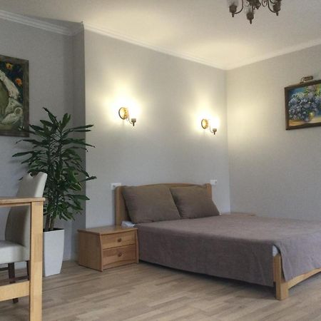 Apartment Kvitka 利沃夫 外观 照片