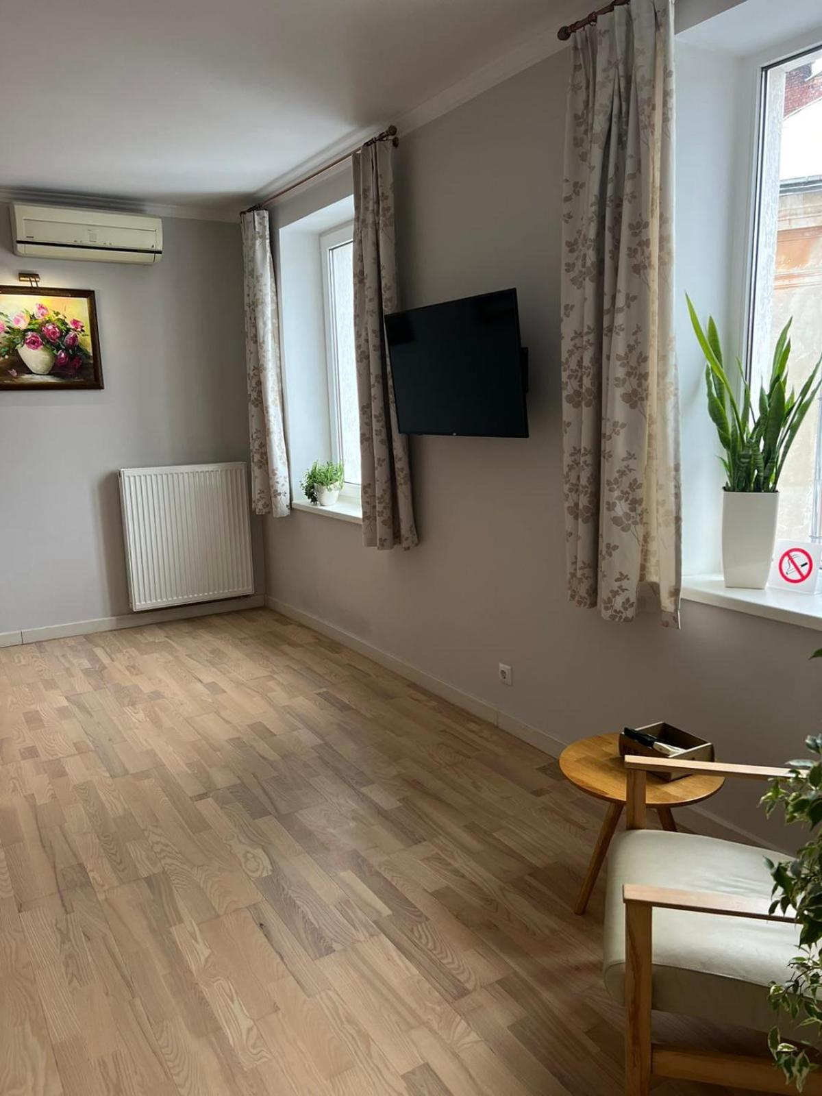 Apartment Kvitka 利沃夫 外观 照片